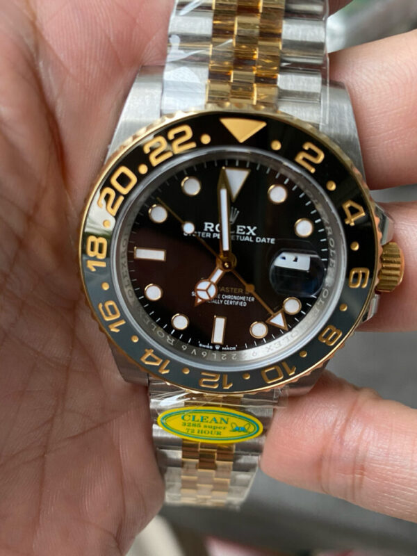 Rolex gmt master (126713) jubilee bracelet - Image 3